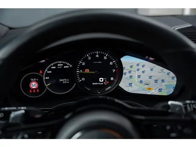 Porsche Cayenne 3.0 E-Hybrid 2023 Hybride Benzine 29