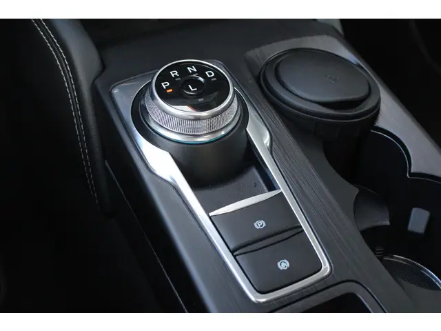 Ford Kuga 2.5 PHEV Active X 2024 Hybride Benzine 28