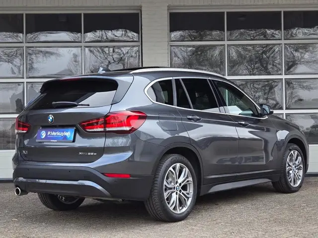 BMW X1 XDRIVE25E 2020 Hybride Benzine 7