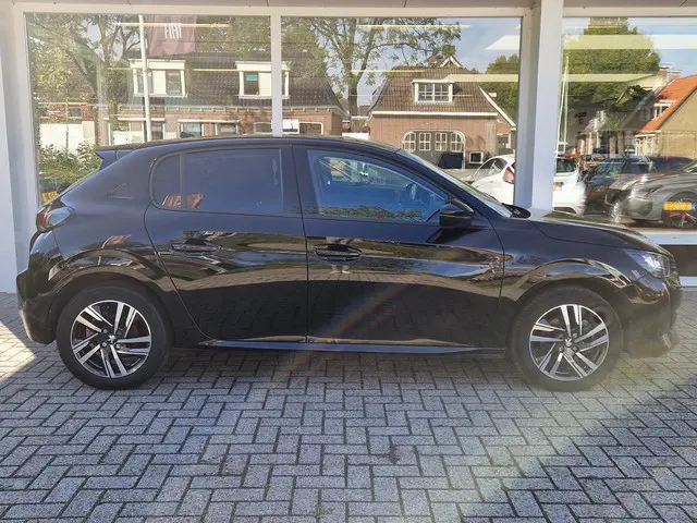 Peugeot 208 2