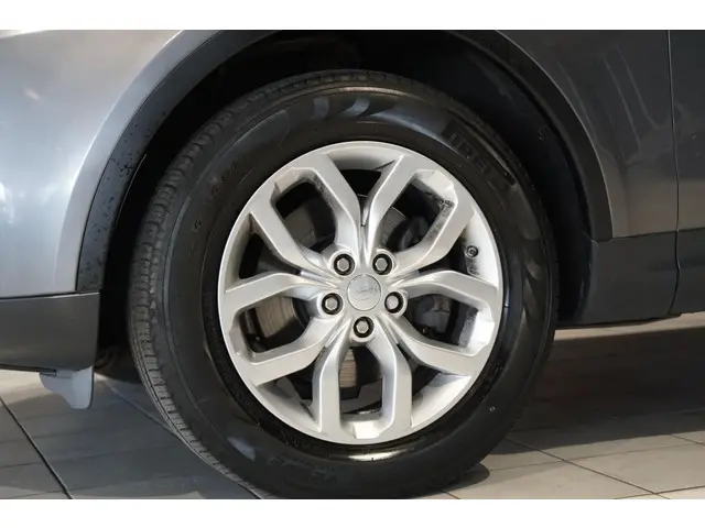 Land Rover Discovery 2.0 Sd4 2018 Diesel 35