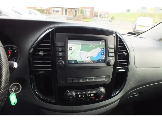 Mercedes-Benz Vito 3