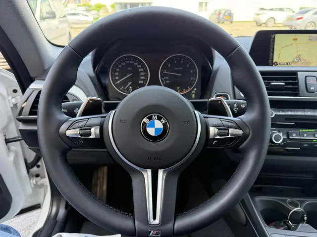 BMW 1 Serie 120i Sport 2015 Benzine 8