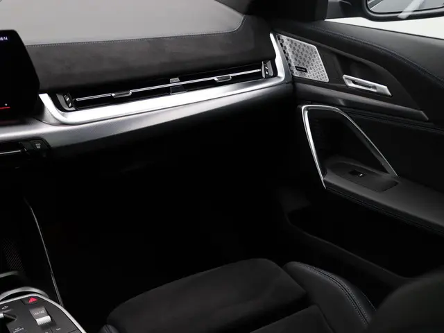 BMW X2 sDrive20i 2025 Benzine 25