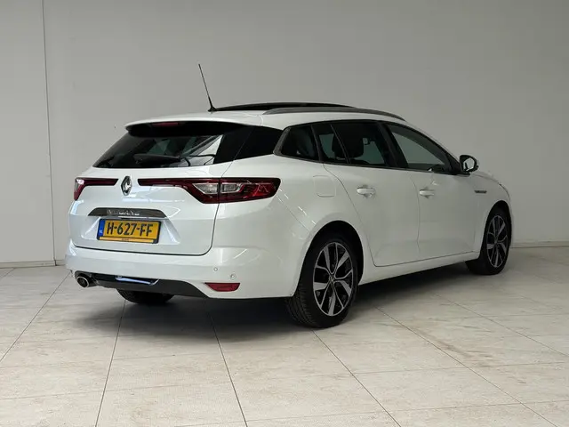 Renault Mégane Estate 1.3 TCe Bose 2019 Benzine 2