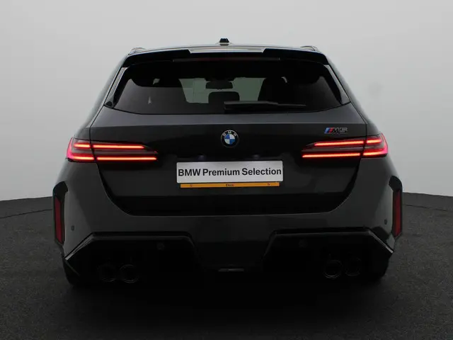 BMW M5 Touring 2025 Hybride Benzine 5