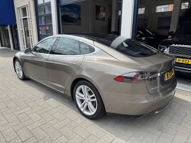 Tesla Model S 85D Base NL AUTO. 2016 Elektrisch 4