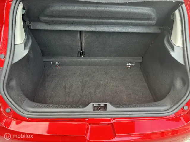 Renault Clio 0.9 TCe Expression 2014 Benzine 17