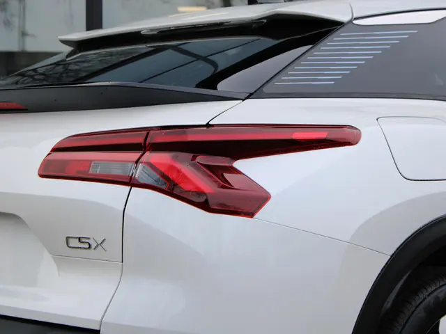 Citroën C5 X 1.2 Hybrid 145pk Max 2026 Hybride Benzine 14