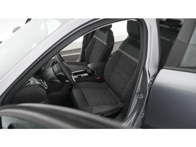 Citroën C4 X PureTech 130 EAT8 Plus 2023 Benzine 24