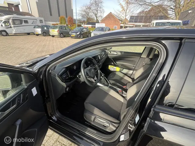Volkswagen Polo 1.0 TSI Life nieuw model 2021 Benzine 8