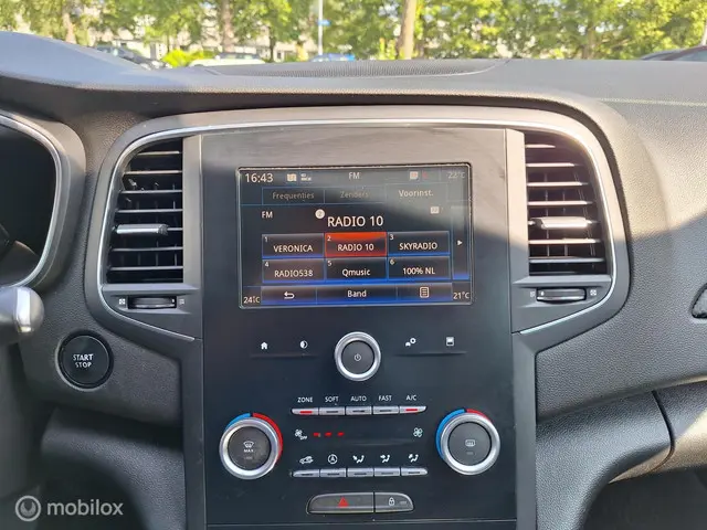 Renault Mégane Estate 1.2 TCe LIMITED 2018 Benzine 22