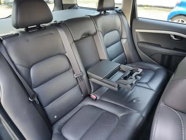 Volvo V70 1.6 T4 Nordic+ 2014 Benzine 17