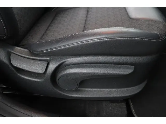 Kia Niro 1.6 GDi Hybrid DynamicLine 2020 Hybride Benzine 18