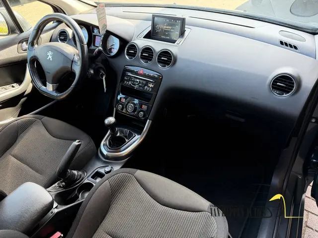 Peugeot 308 1.6 VTi Style / apk 3-2027 2013 Benzine 8