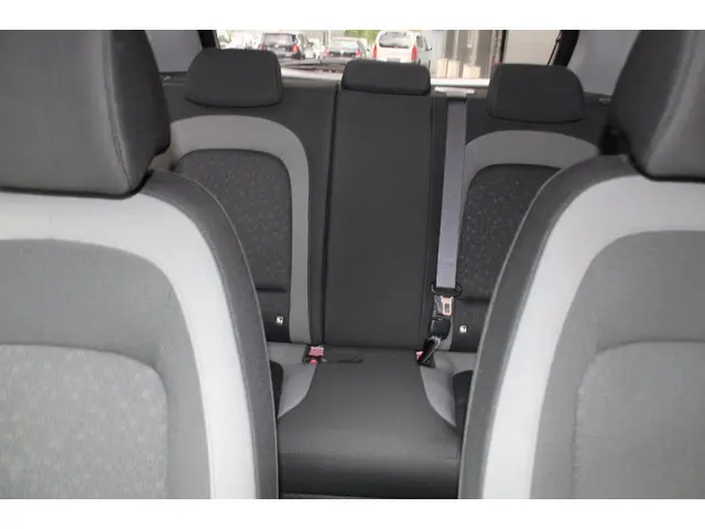 Hyundai Kona 1.6 T-GDI Essence 2018 Benzine 38
