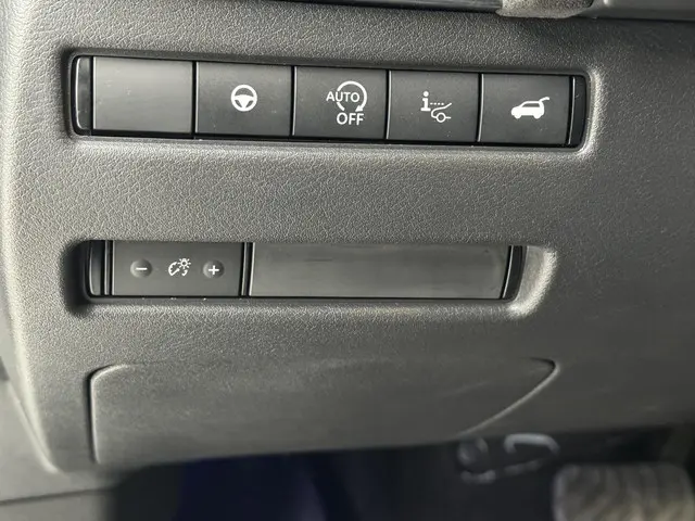 Nissan QASHQAI 1.3 MHEV Xtronic Tekna Plus 2025 Benzine 32