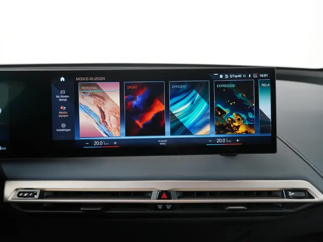 BMW iX M60 112 kWh 2022 Elektrisch 18
