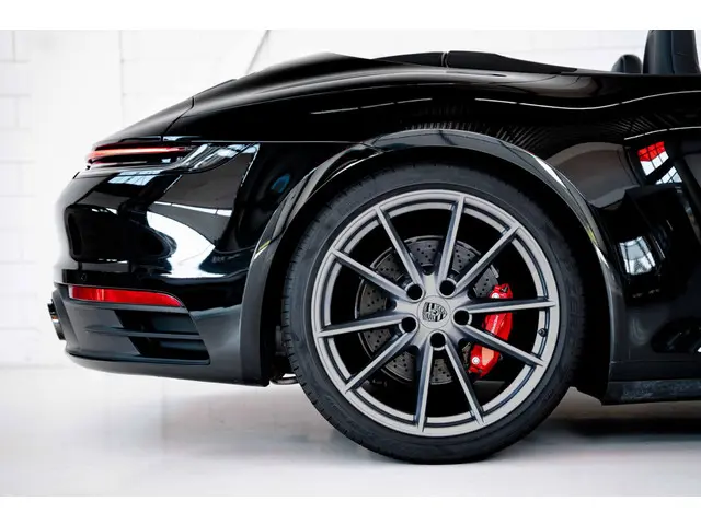 Porsche 911 Carrera 4S Cabriolet 2020 Benzine 15