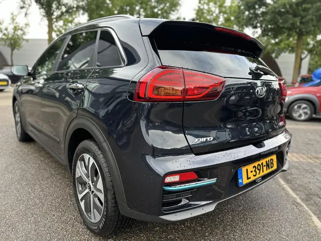 Kia e-Niro DynamicPlusLine 64 kWh 2021 Elektrisch 4