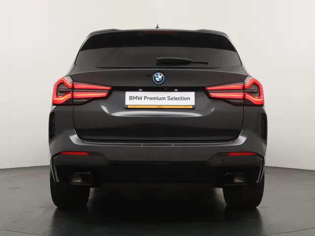 BMW X3 xDrive30e 2022 Hybride Benzine 9