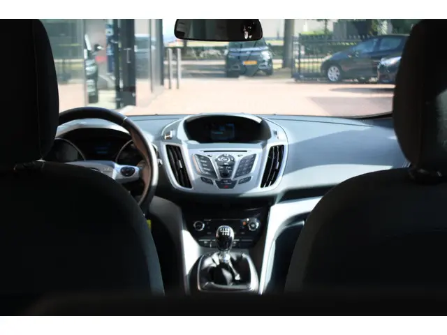Ford C-MAX 1.0 Ambiente 2015 Benzine 13
