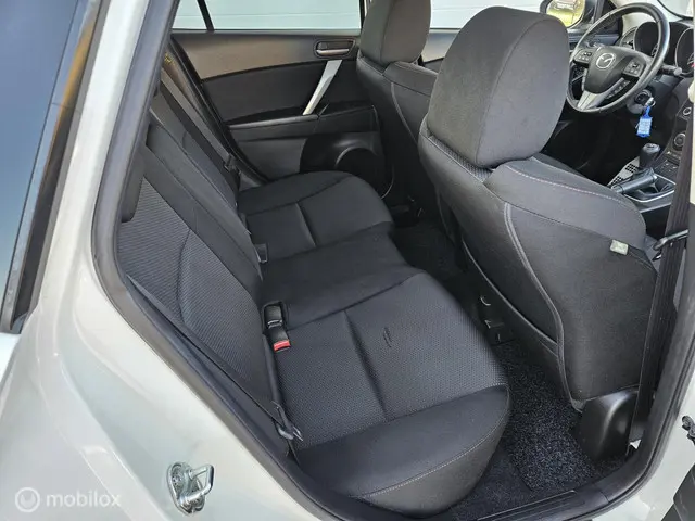 Mazda 3 1.6 TS Sport zeer netjes!! 2013 Benzine 10