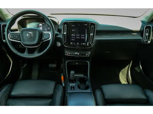 Volvo XC40 2.0 T4 Momentum 2019 Benzine 8