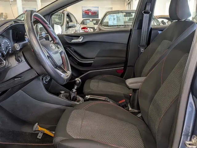 Ford Fiesta 1.0 EcoBoost ST-Line 2018 Benzine 6