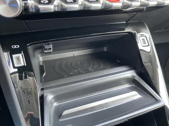 Peugeot e-208 EV Allure 50 kWh 2021 Elektrisch 12