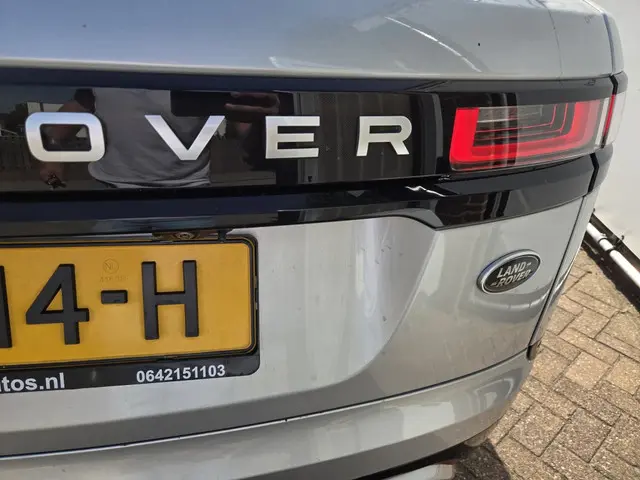 Land Rover Range Rover Velar 3.0 V6 AWD SE 2017 Diesel 34