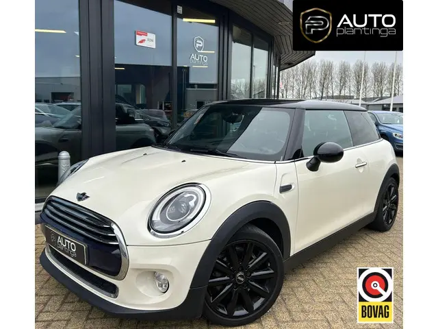MINI Cooper 1.5 Chili Business 2015 Benzine