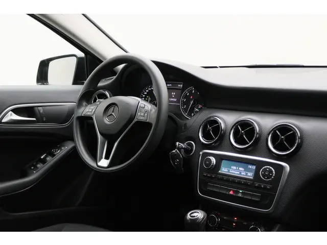Mercedes-Benz A-Klasse 180 Economy 2015 Benzine 24