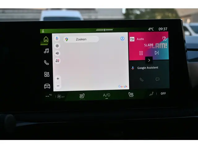 Renault Clio esprit Alpine 2026 Hybride Benzine 23