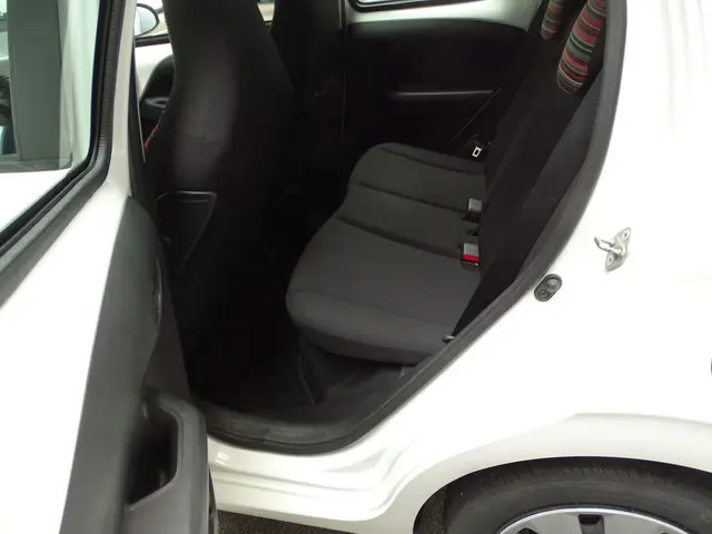 Citroën C1 1.0 e-VTi Shine 2017 Benzine 14
