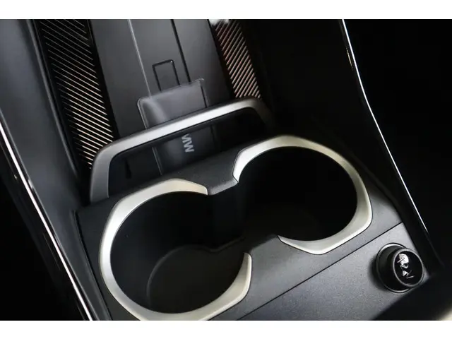 BMW iX2 eDrive20 2025 Elektrisch 24