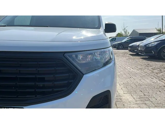 Ford Transit Connect 2.0 EcoBlue L2 Trend 2024 Diesel 4