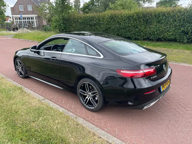 Mercedes-Benz E-Klasse Coupé 200 2017 Benzine 16