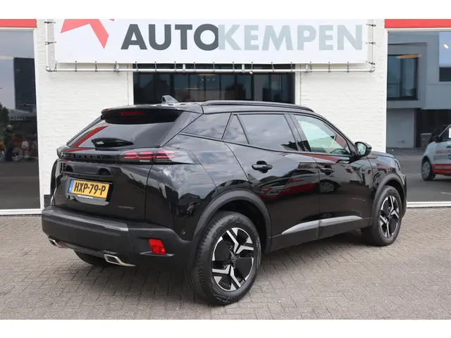 Peugeot 2008 1.2 HYBRID 136 GT 2024 Hybride Benzine 12