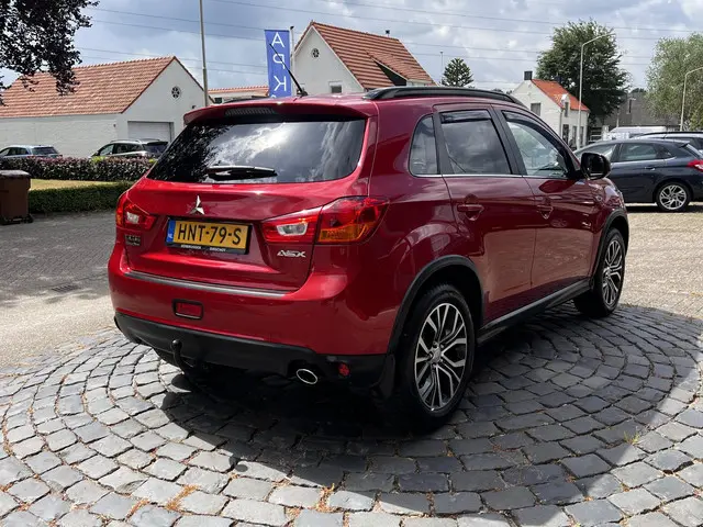 Mitsubishi ASX 1.6 Cleartec Intense 2016 Benzine 4