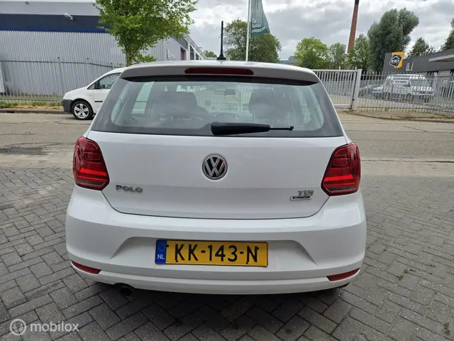 Volkswagen Polo 1.4 TDI Comfortline 2016 Diesel 5