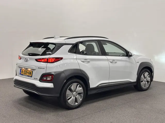 Hyundai Kona EV Comfort 64 kWh 2020 Elektrisch 23