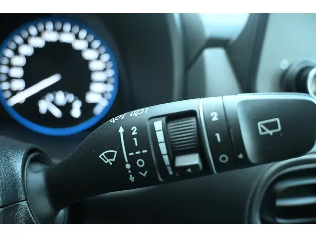 Hyundai Kona 1.6 GDI HEV Comfort 2022 Hybride Benzine 35