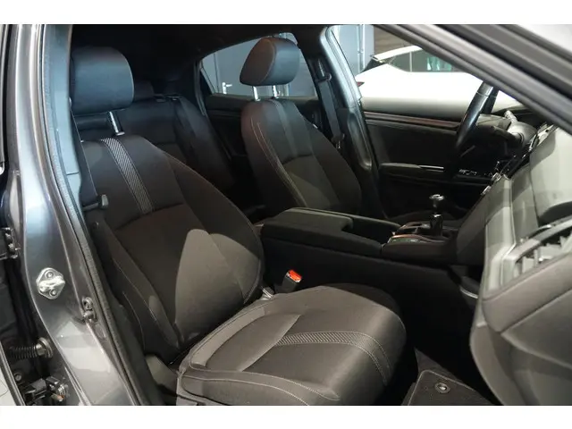 Honda Civic 1.0 i-VTEC Elegance 2018 Benzine 8