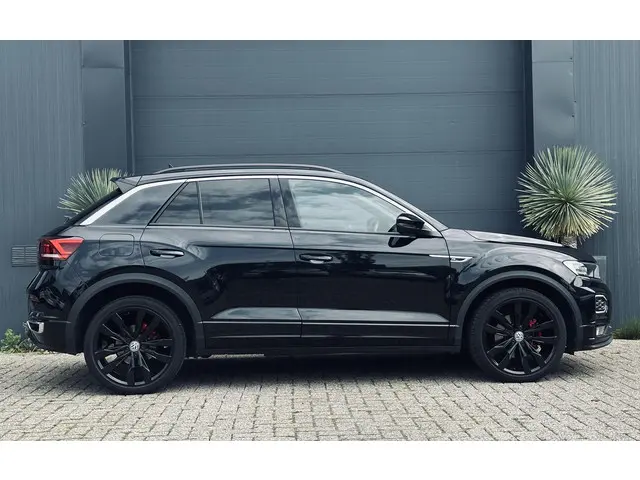Volkswagen T-Roc 1.5 TSI Sport Business R 2020 Benzine 23