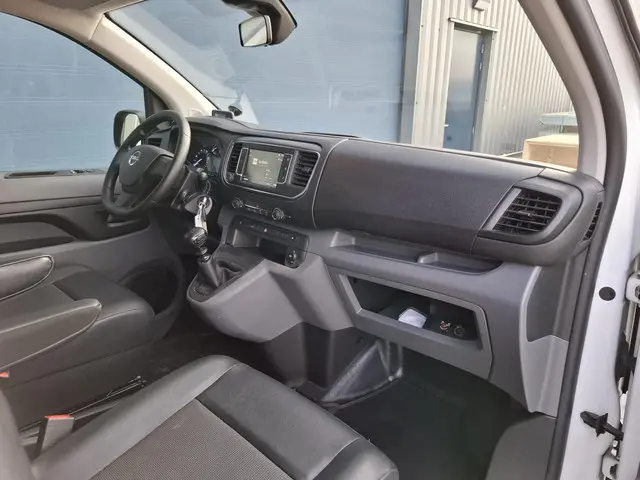 Opel Vivaro 1.5 CDTI L2H1 Edition 2021 Diesel 30