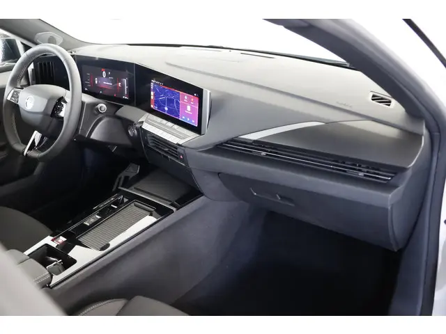 Opel Astra Electric 54 kWh GS 2025 Elektrisch 3