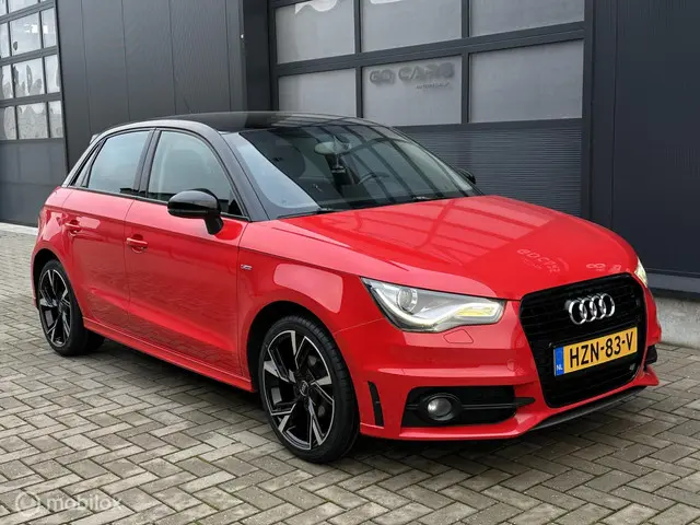 Audi A1 Sportback 1.2 TFSI Pro Line S 2013 Benzine 4