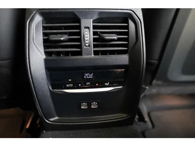 BMW 3 Serie Touring 320e 2024 Hybride Benzine 20