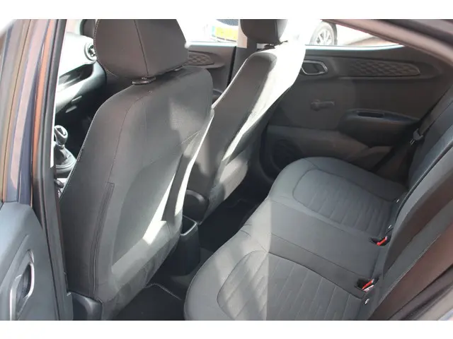 Hyundai i10 1.0 Premium 2025 Benzine 11